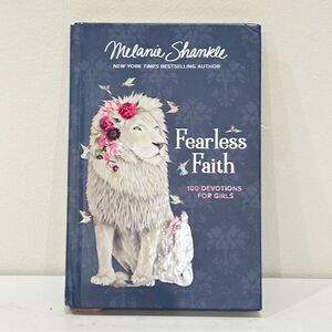 🩷3/$15🩷 Fearles Faith Devotional for girls